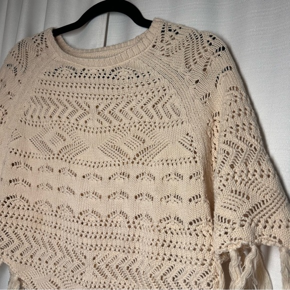 Garnet Hill Kids Poncho Cream Crochet Large Organic Cotton Boho Fringe Western - Picture 2 of 10